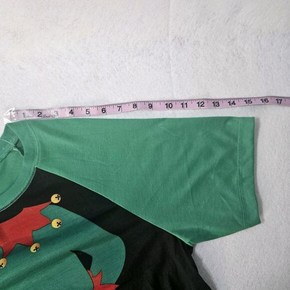 HOLIDAY FAM JAM Sz M #sELFie Tshirt White Elephant Ugly Sweater Green - Picture 6 of 6